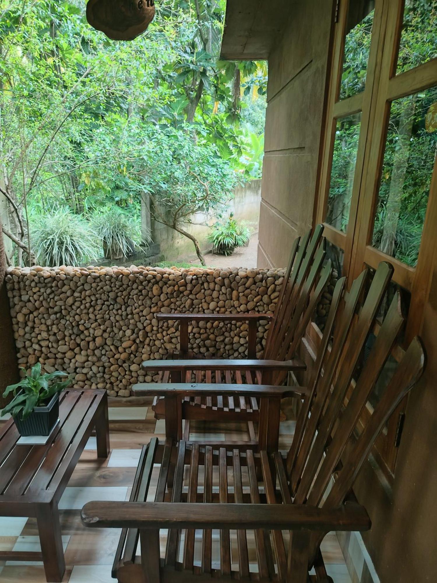 Peacock'S Paradise Safari Hostel Udawalawe Luaran gambar